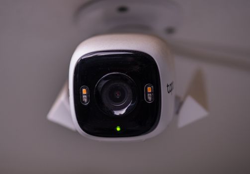 กล้องวงจรปิด WiFi กับ PoE ต่างกันอย่างไร เลือกแบบไหนดี – 9 สิงหาคม 2569