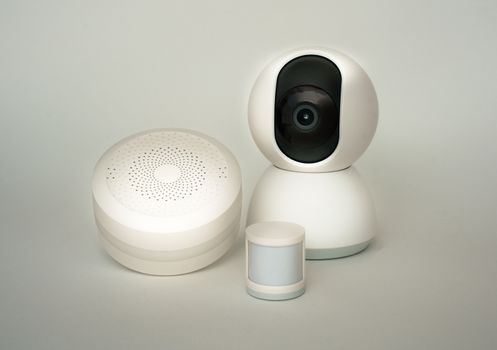 เริ่มต้น Smart Home ควรซื้ออุปกรณ์อะไรก่อนดี