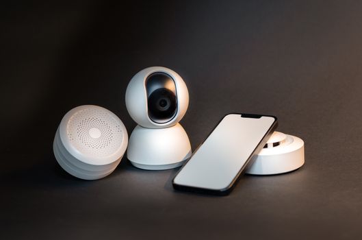 เริ่มต้น Smart Home ควรซื้ออุปกรณ์อะไรก่อนดี