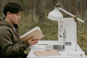 เลือก Notebook สำหรับเรียนและทำงาน ต้องดูอะไรบ้าง – 12 ตุลาคม 2569